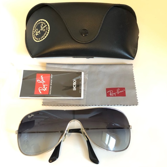 RAY-BAN SUNGLASSES SILVER😍
